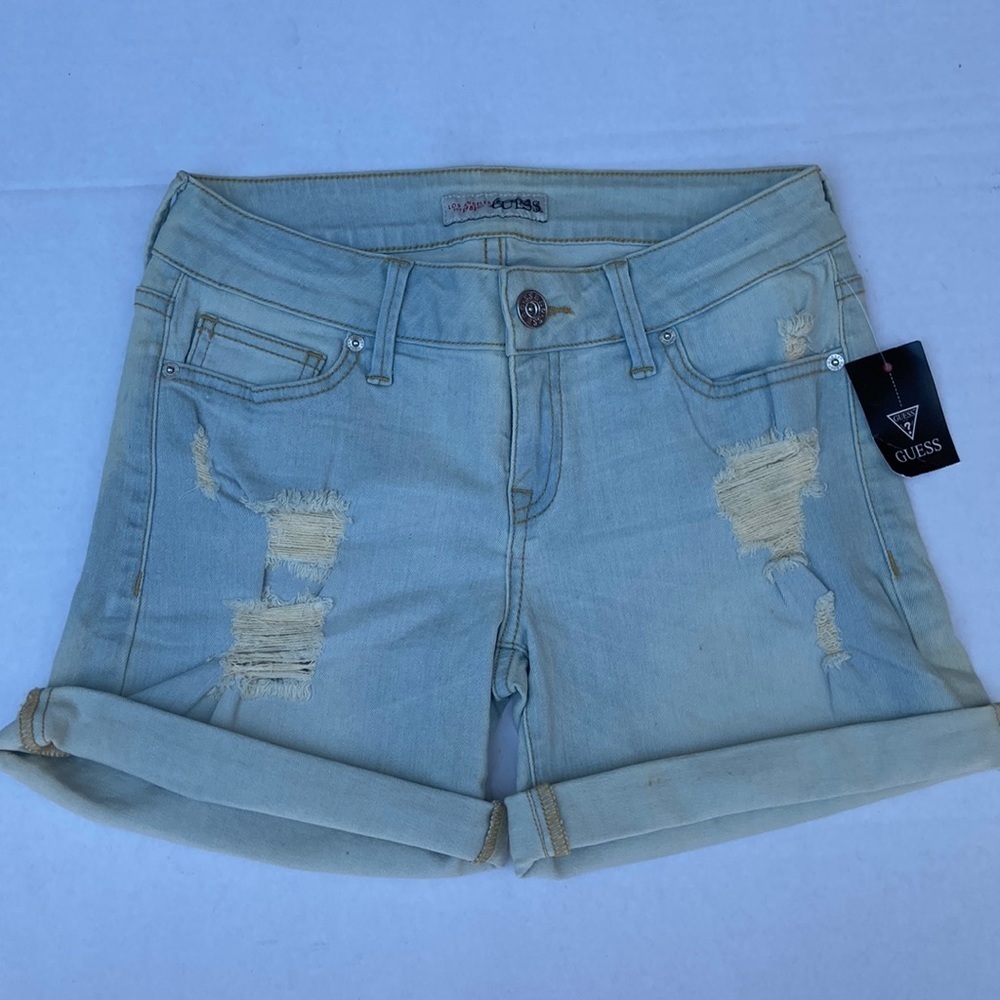 New GUESS Women’s Distressed Denim Shorts SZ 27